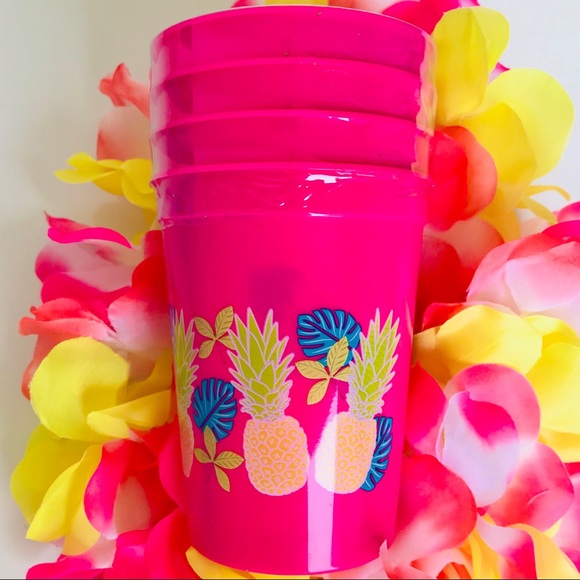 Other - 🍍5/$25🍍Pink Tropical Pineapple Party Cups 4 Pack